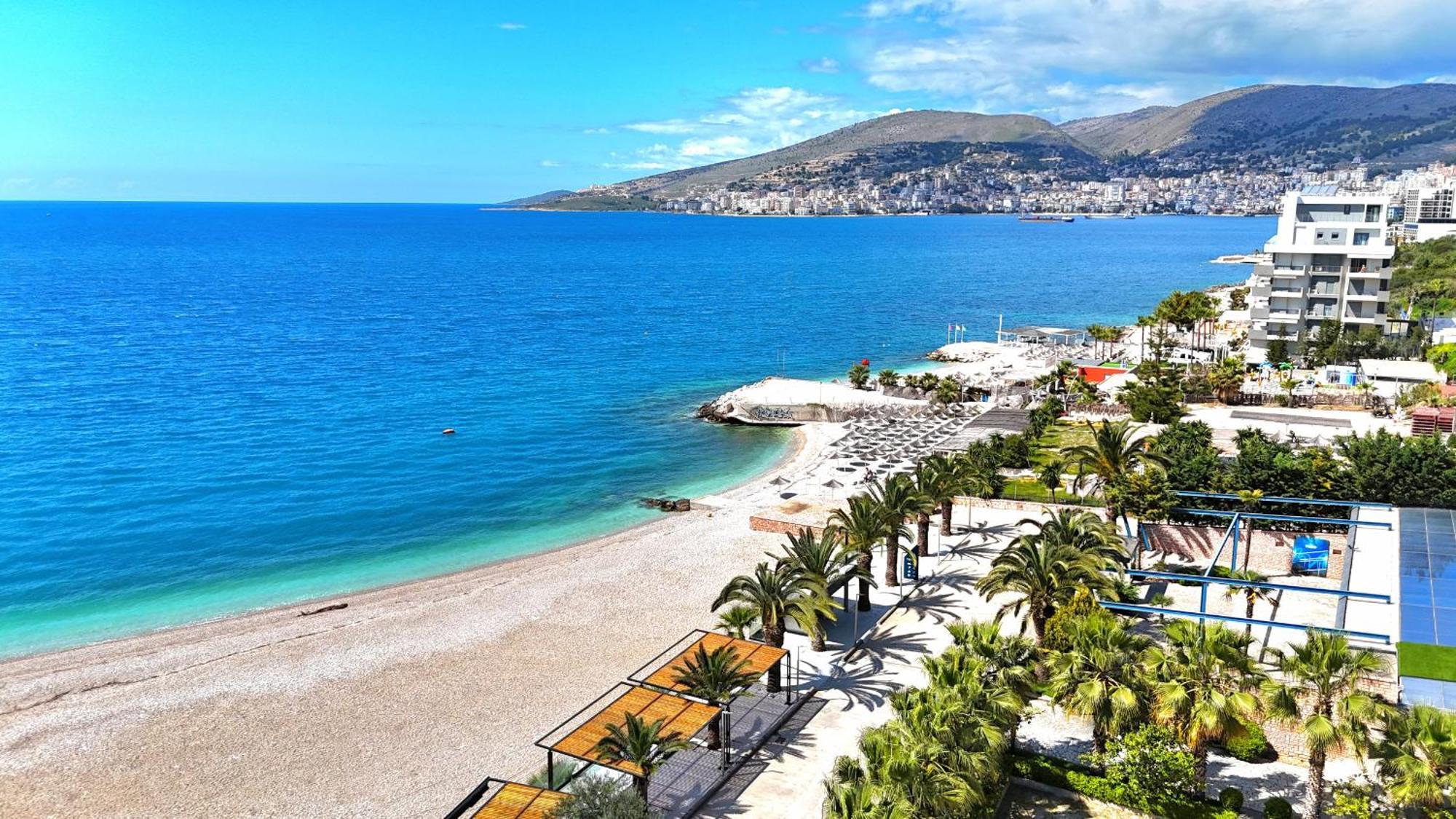 Saint Tropez Apartment Sarandë Exterior foto